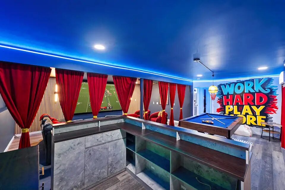 Two New Luxury Rentals Live 58d1f1e4 dd3a 4a55 a0fd ccf29678af1f