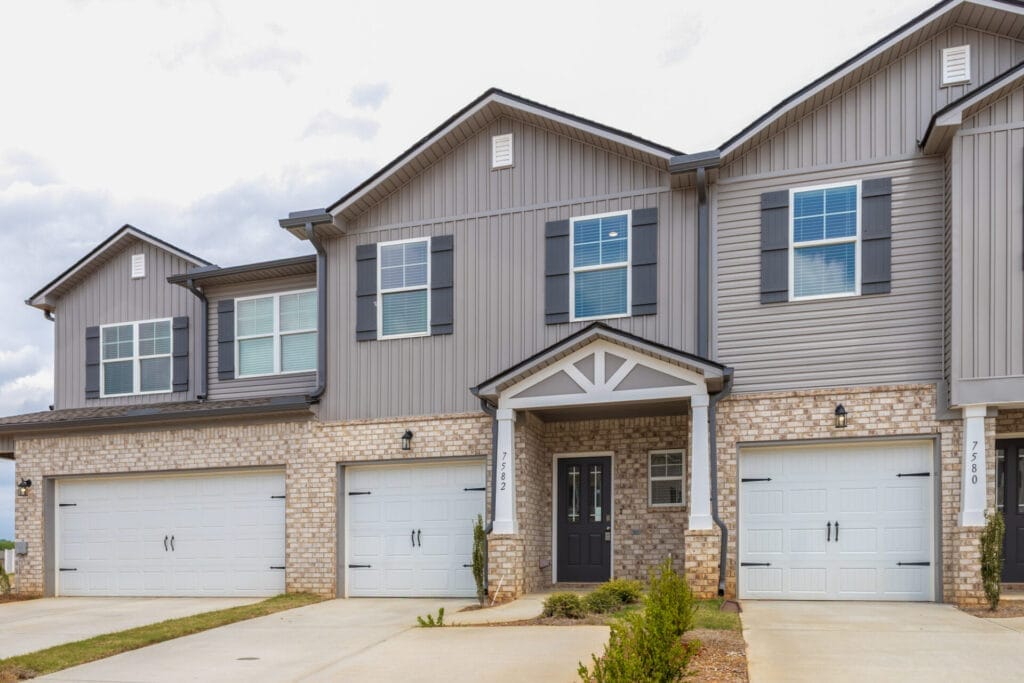 7582 discovery point drive 1