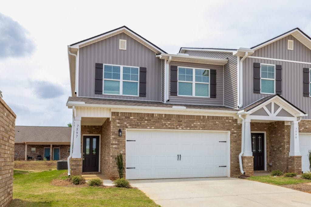 7597 discovery point drive 3